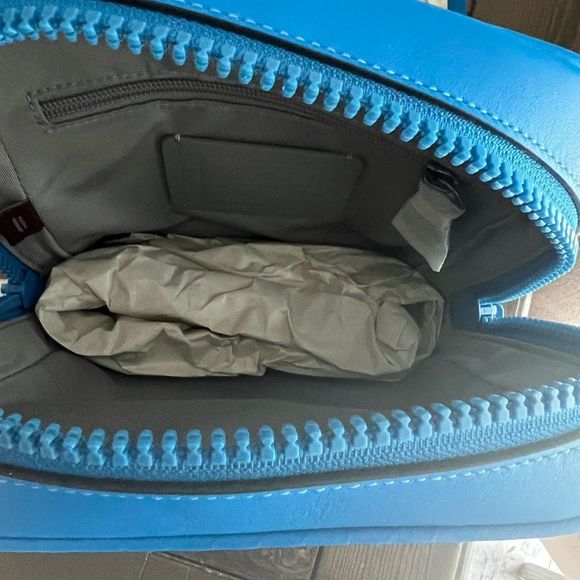 New - Coach Crossbody Blue - Picture 3 of 4